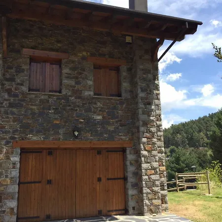 Adossada De L'os * La Molina (Girona)